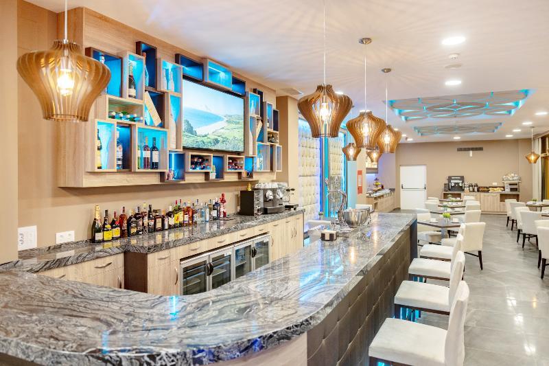 Hotel Admiral San Roque Экстерьер фото