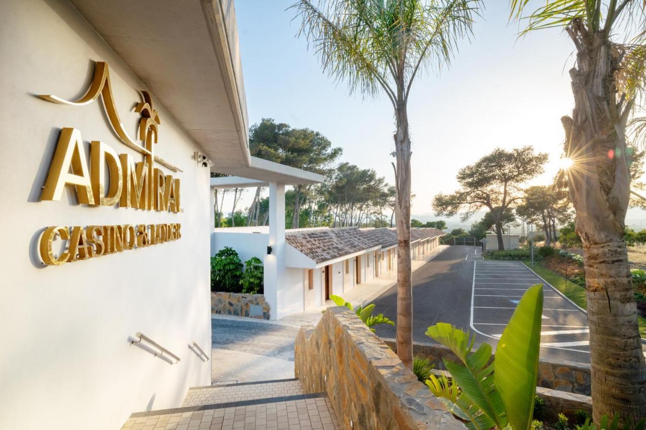 Hotel Admiral San Roque Экстерьер фото